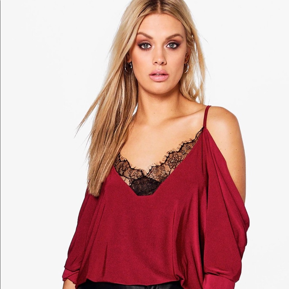 Boohoo Plus Lace Trim V Neck Cold Shoulder Top